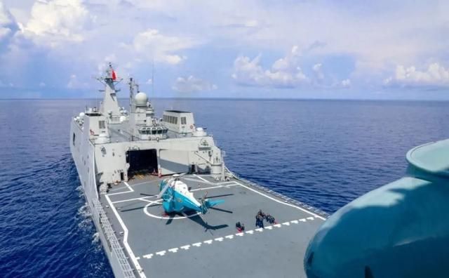 战机集结 迅速升空!凯发赛事合作南部战区(图1)