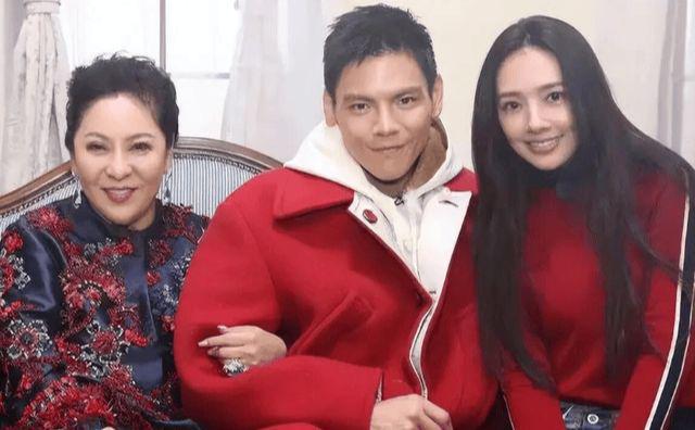 播穿女装画面割裂网友喊他别出来辣眼睛了凯发k8国际首页登录向佐越来越娘化！直(图3)